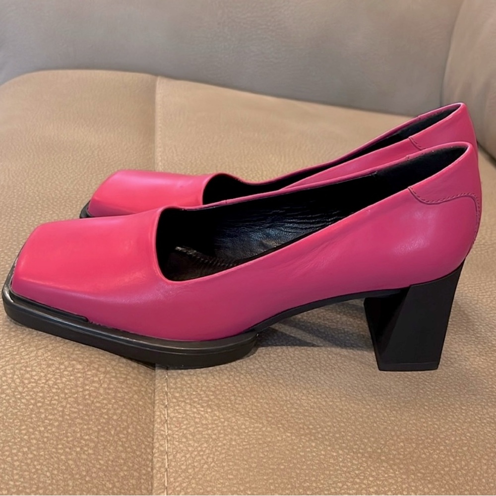 Vagabond NWT shoes, hot pink, size 7
